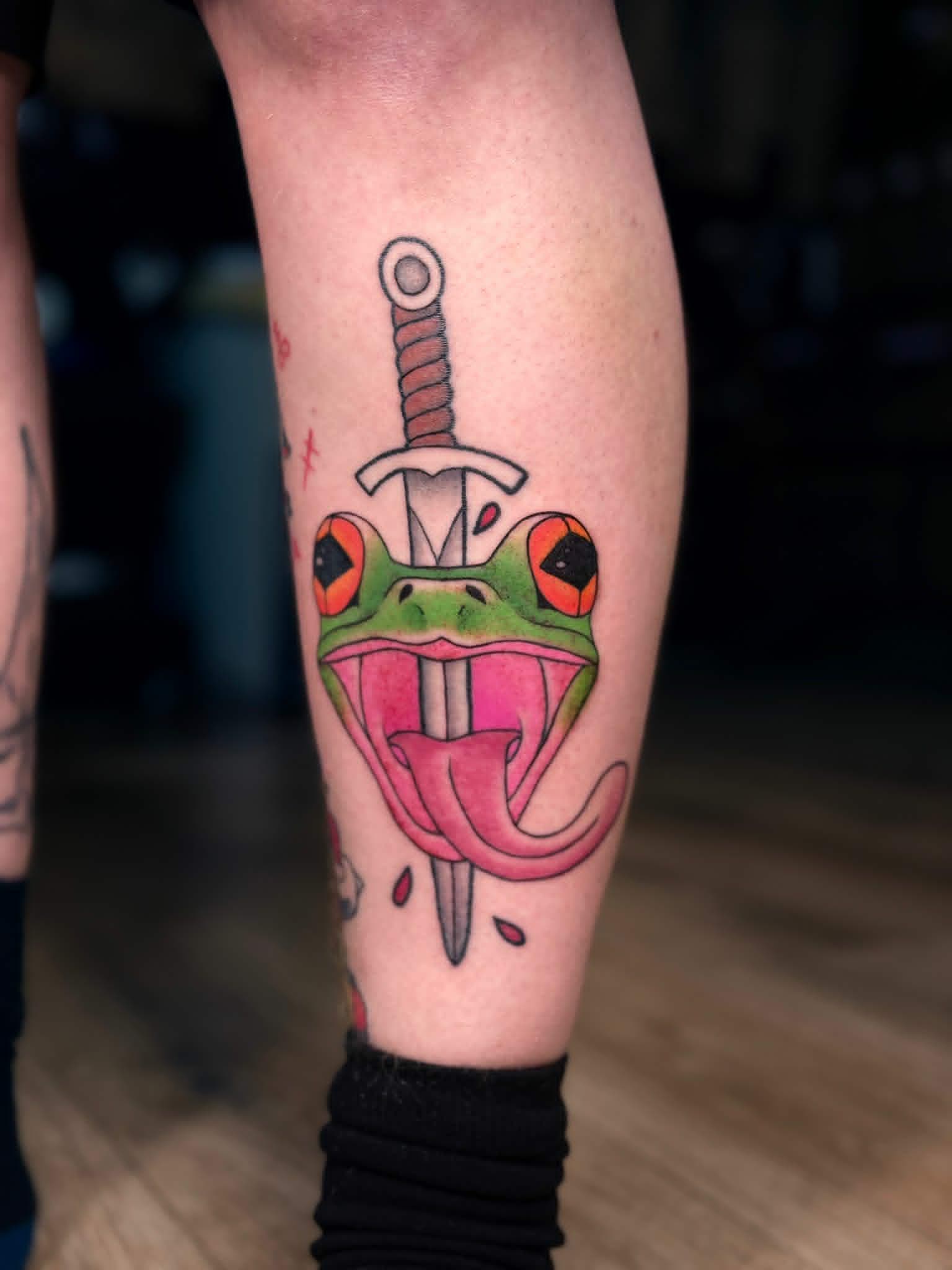 Frog & Dagger